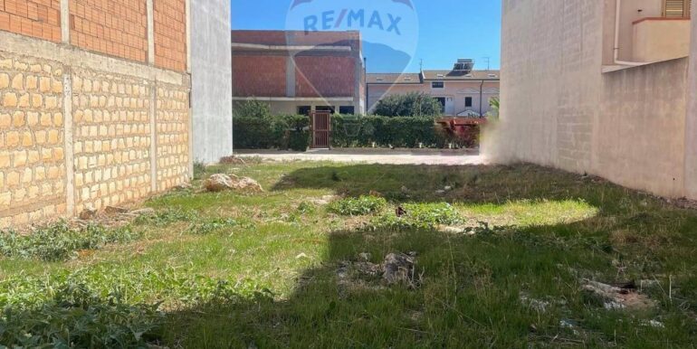 20251009185540-992279-1