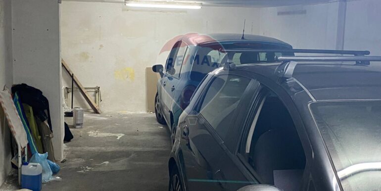 20251009233500-992825-4