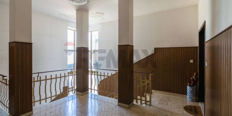 20251010111225-992864-24