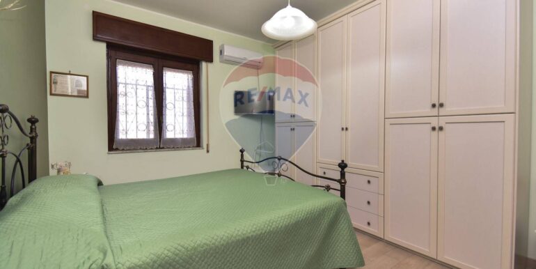 20251010143917-992897-10