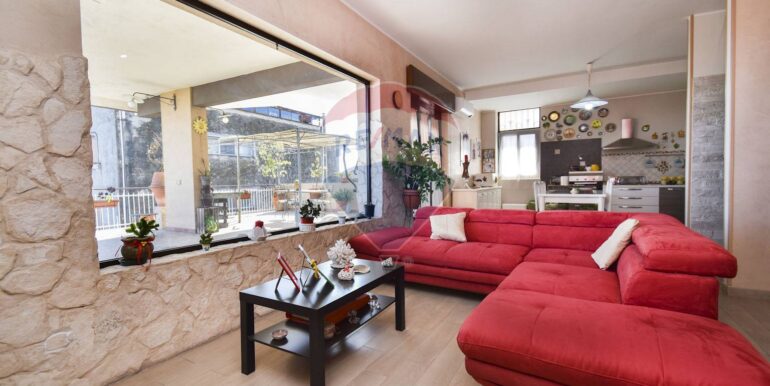 20251010143943-992897-21