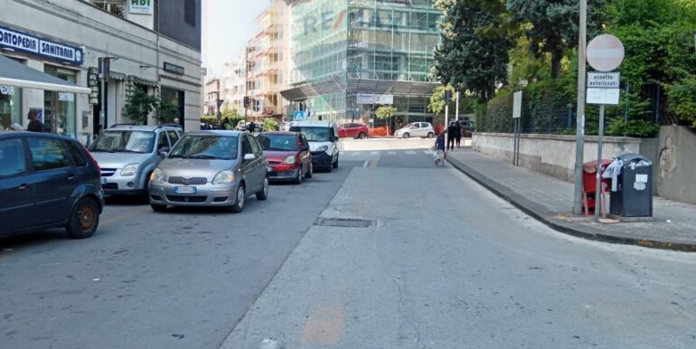 20251010174159-993018-6