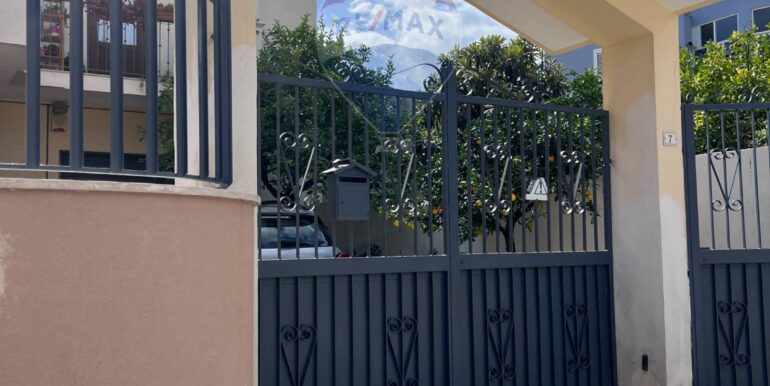 20251010192521-993053-1