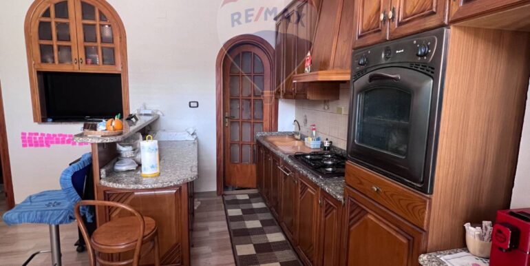 20251010192546-993053-10