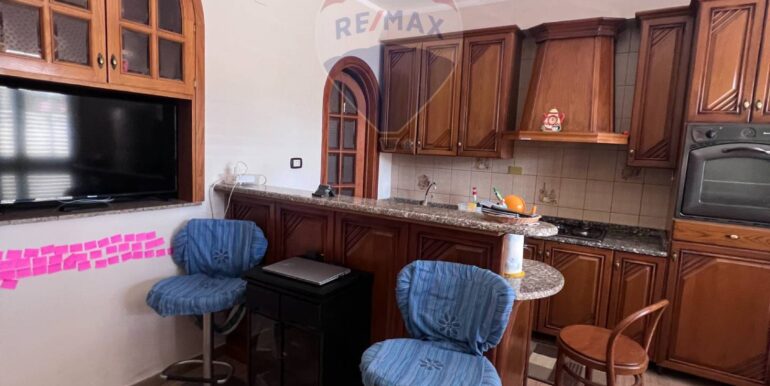 20251010192549-993053-11