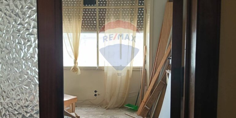 20251013103012-992344-12