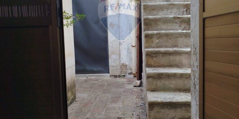 20251013115805-992558-2