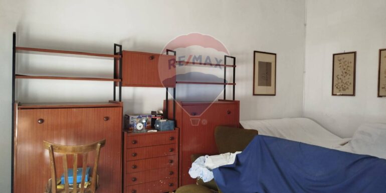 20251013115959-992558-15