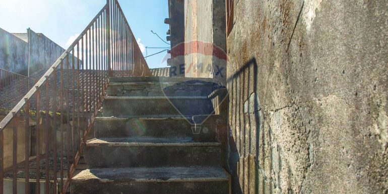 20251013134947-993308-12