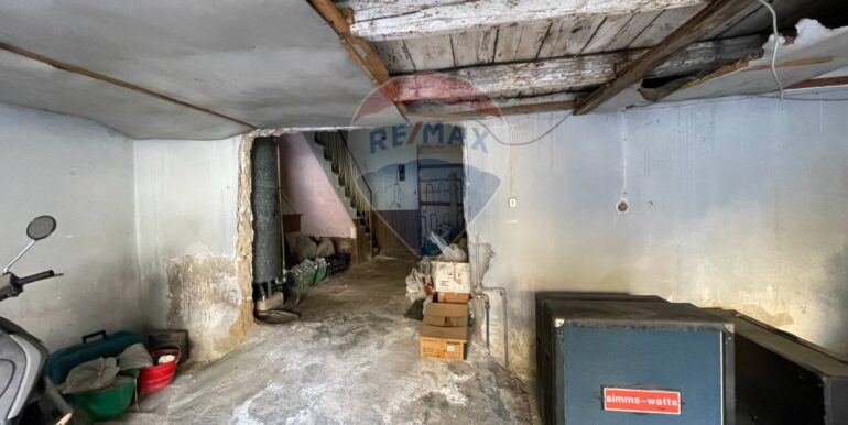 20251013182342-991854-4