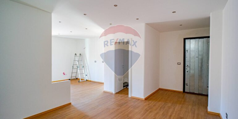 20251013185346-993421-1