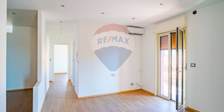 20251013185359-993421-6