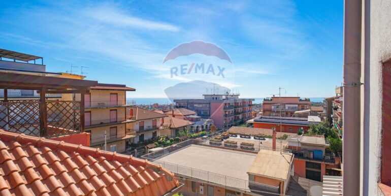 20251013185406-993421-9