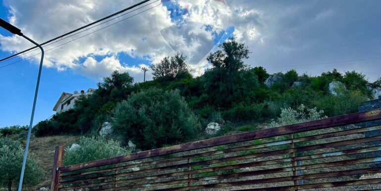 20251013185516-993406-16