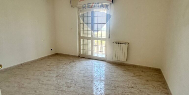 2025101390121-992089-10