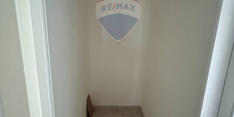 2025101390124-992089-11