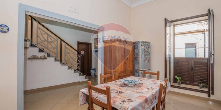 20251014104019-993517-4