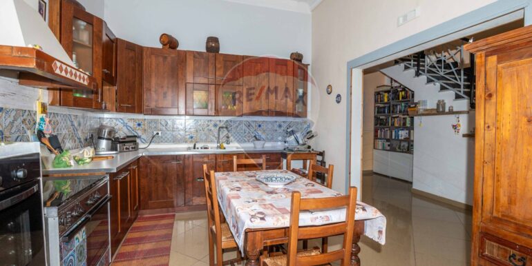 20251014104019-993517-5