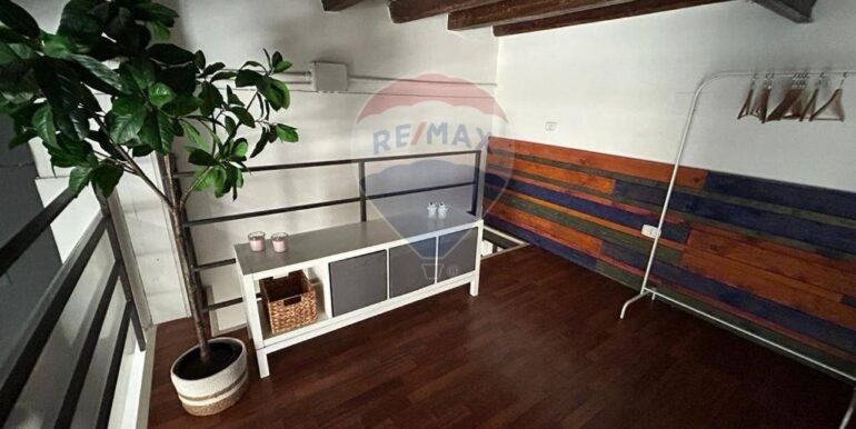 20251014153036-993619-6