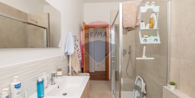 20251014163722-993646-8