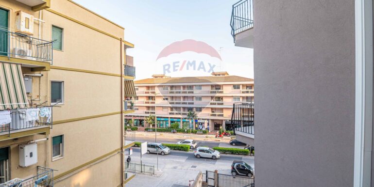 20251014163751-993646-19