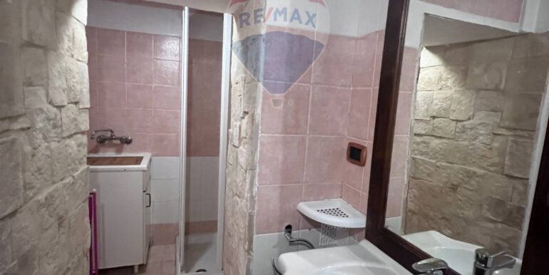 20251014193732-993710-11