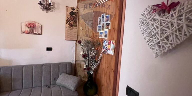 20251014193735-993710-12