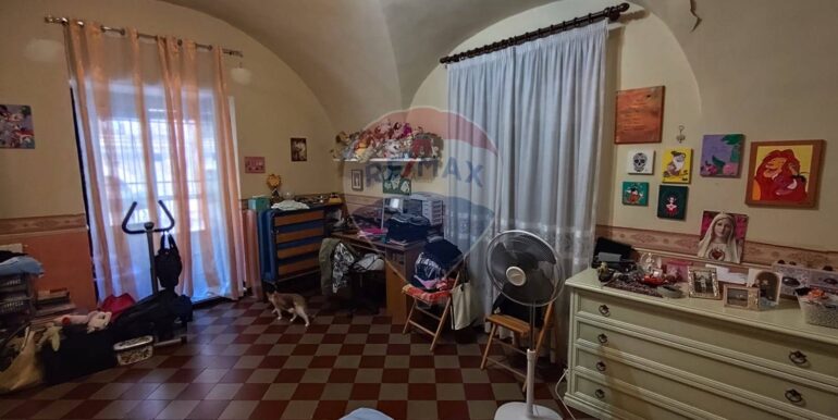 20251014195323-993702-11