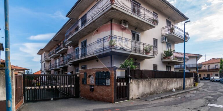 2025101483250-992777-35