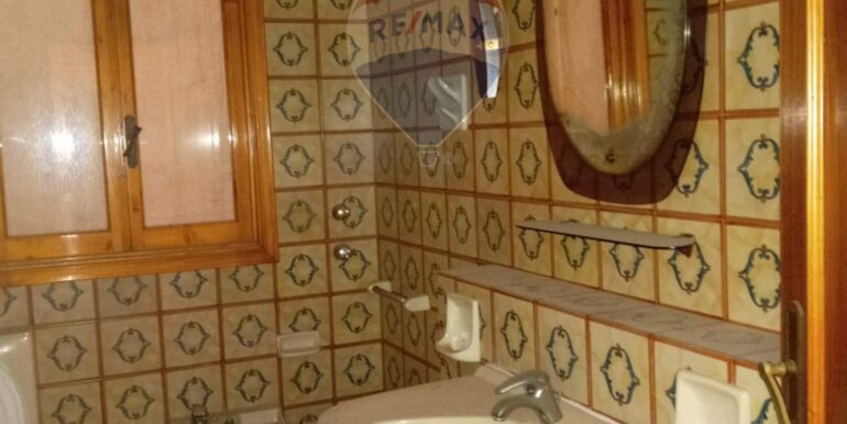 2025101492324-993494-8