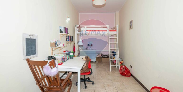 2025101495725-990849-2