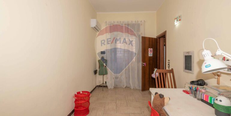 2025101495728-990849-3