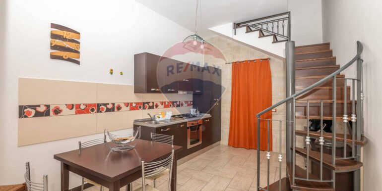 2025101495806-990849-12