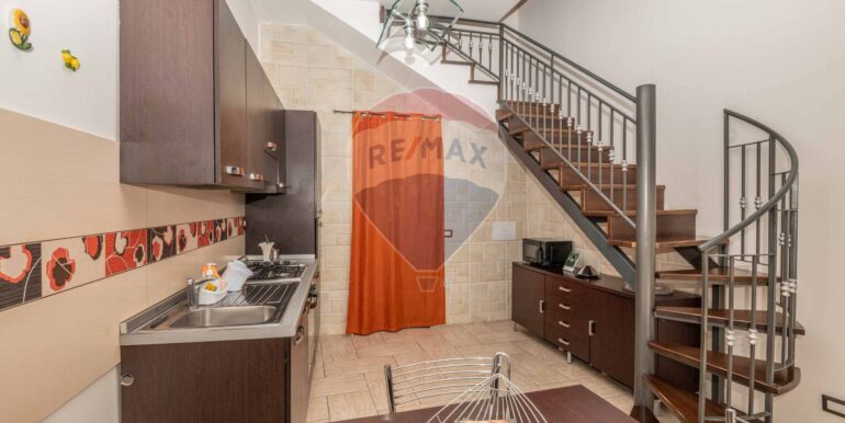 2025101495812-990849-13