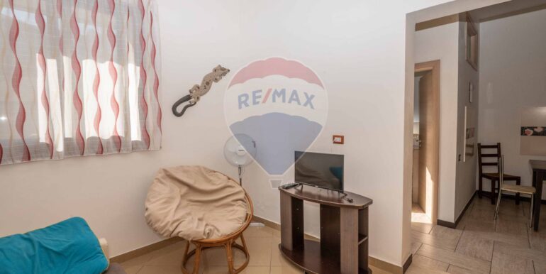 2025101495823-990849-16