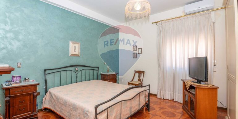 20251015110559-993716-5