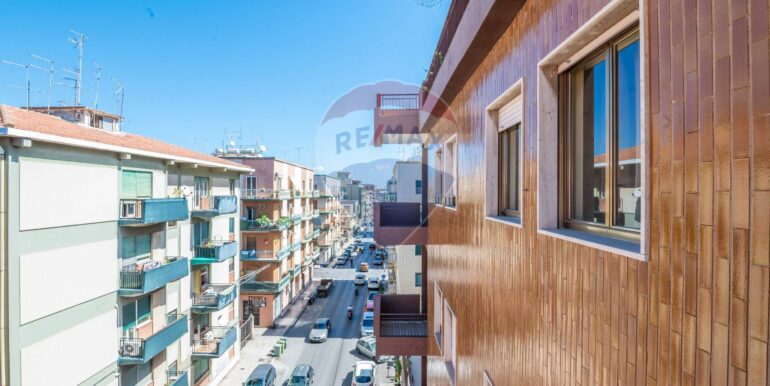 20251015110614-993716-10