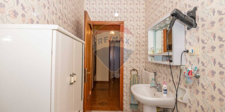 20251015110634-993716-16