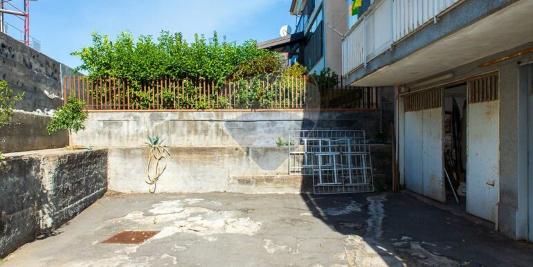 20251015120016-993789-6