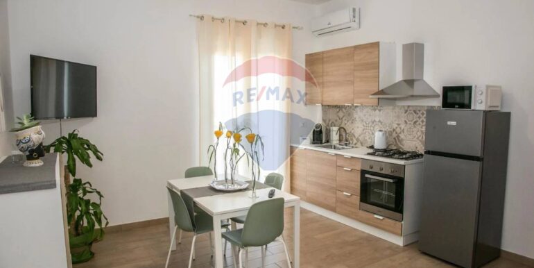 20251015174809-993895-3