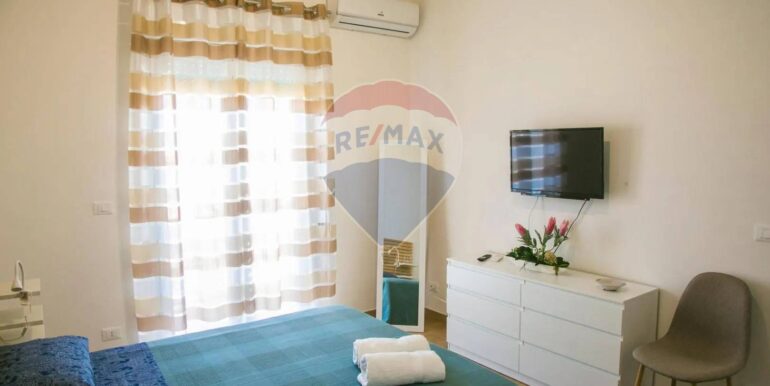 20251015174810-993895-10