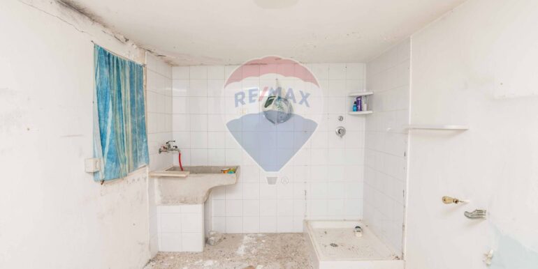 20251016142828-993891-21