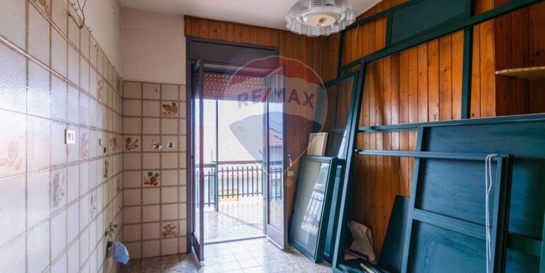 20251016190905-991992-40