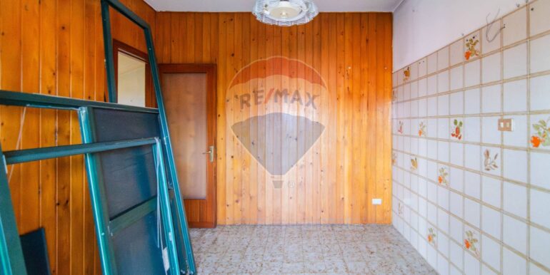 20251016190915-991992-43