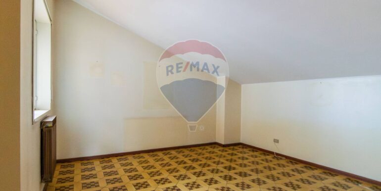 20251016190919-991992-44