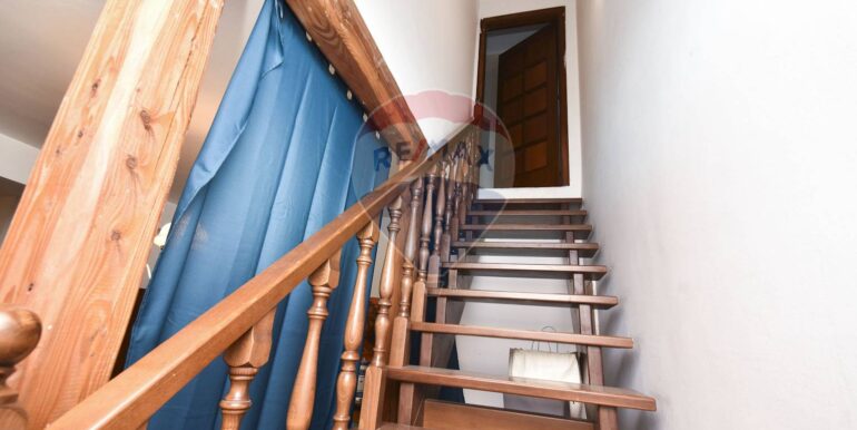 20251017130402-994252-19