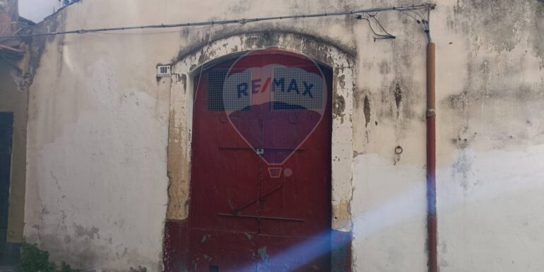 20251018185211-994419-1