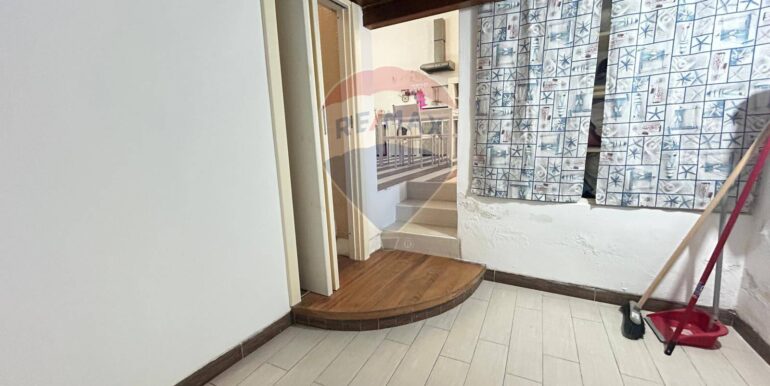 20251018201133-987789-6