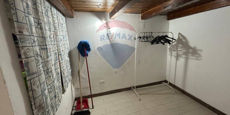 20251018201136-987789-7