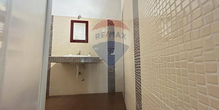 20251018201148-987789-12